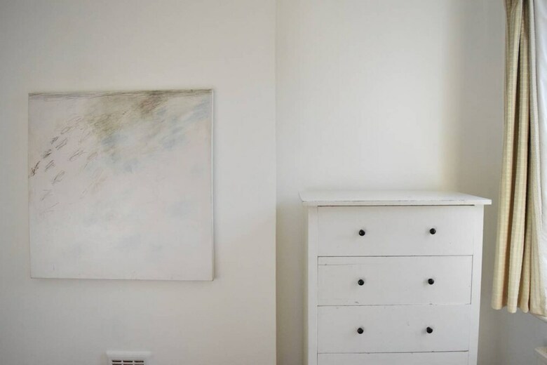Spacious 4 Bedroom House Close To Tooting Station