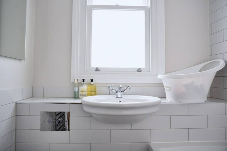 Spacious 2 Bedroom Family Home In Earlsfield