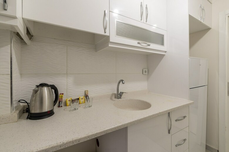 Axis Homes Suit
