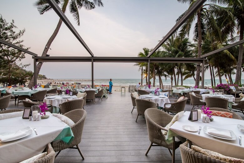 Hotel Anantasila Villa By The Sea