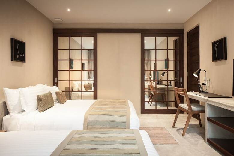 Hotel Anantasila Villa By The Sea