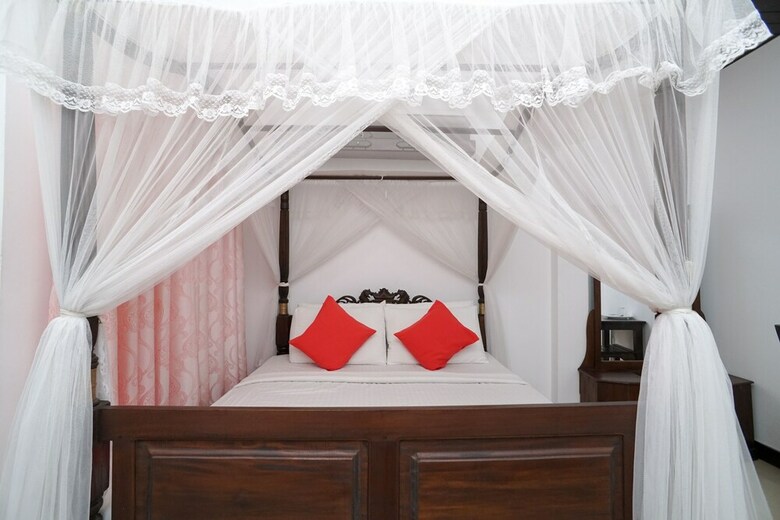 Hotel Oyo 489 Shirantha Rest