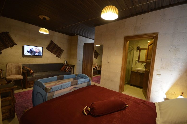 Sef Cave Hotel