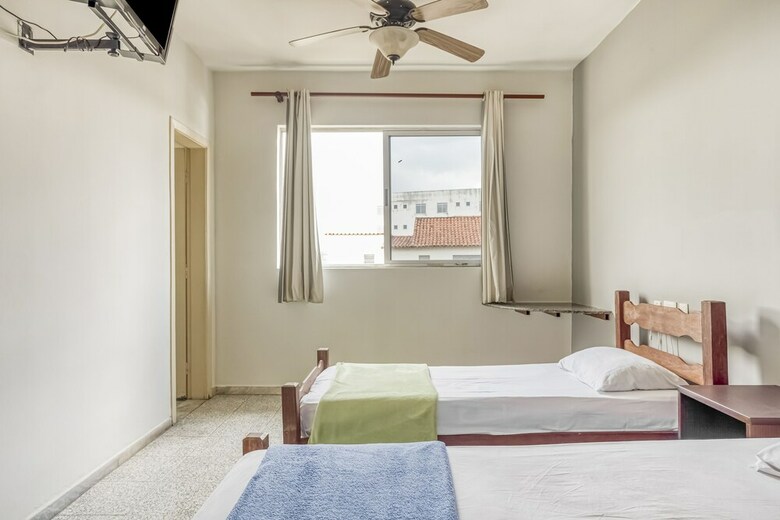 Oyo Speciali Hotel
