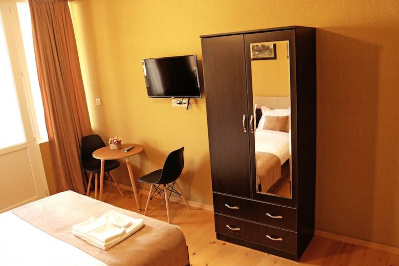 Sisno Hotel