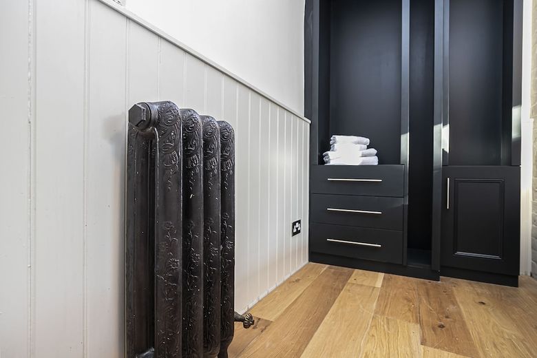 Pages Hotel & Guesthouse