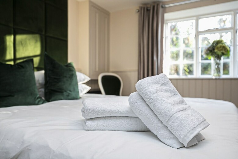 Pages Hotel & Guesthouse