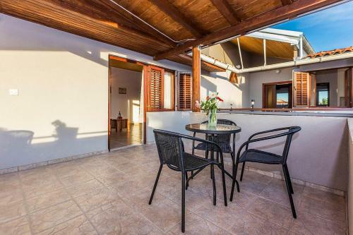 Apartments Draga