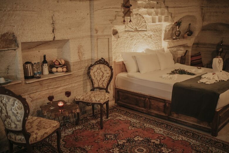 Splendid Cave Hotel