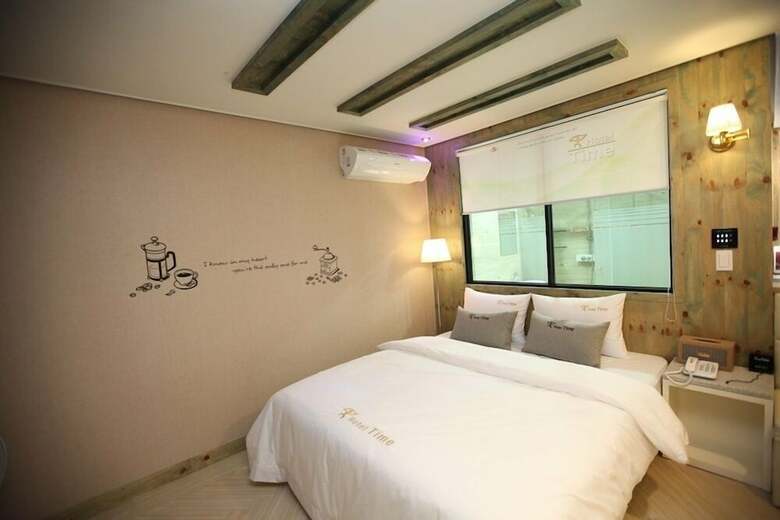 Cheonan Time Hotel