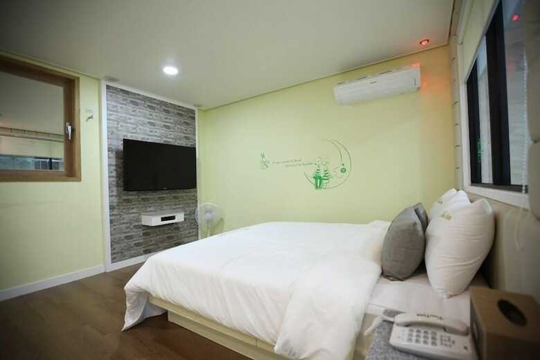 Cheonan Time Hotel