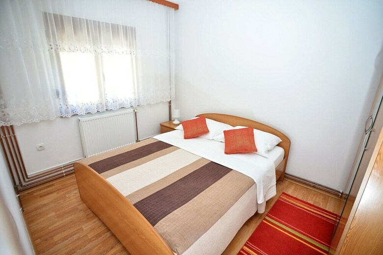 Apartment Isic