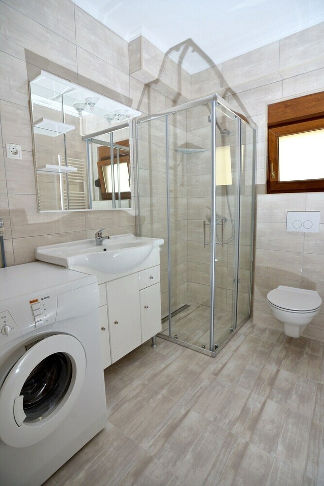 Apartment Isic
