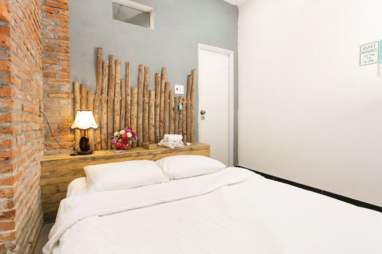Hostal D-green Hostel