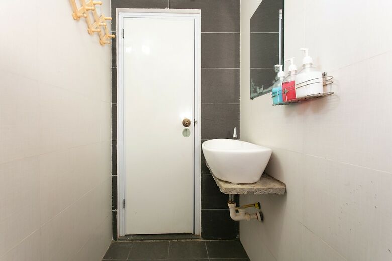 Hostal D-green Hostel