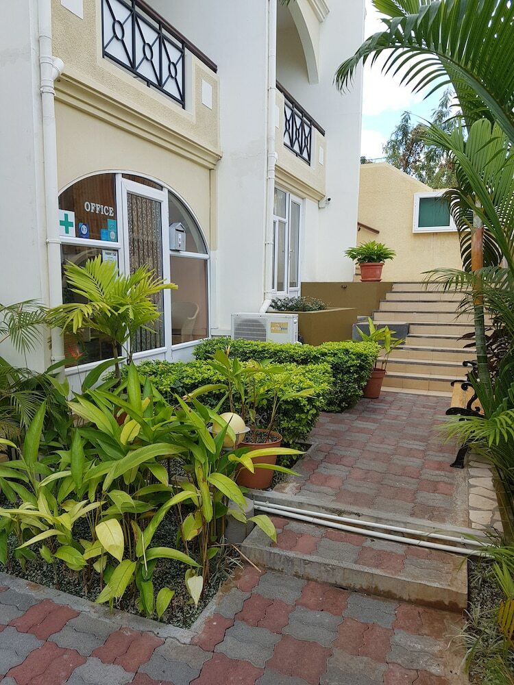 Aparthotel West Coast View