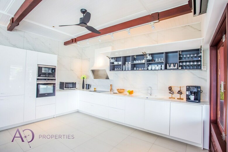 Kamala Class-pan Seaview Villa