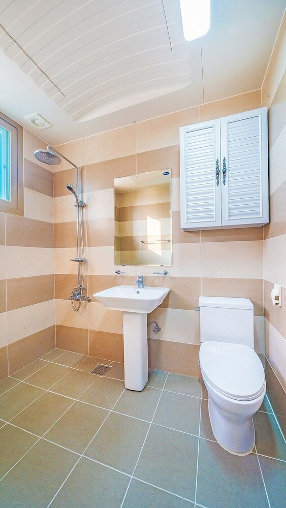 Ara Pool Villa Pension