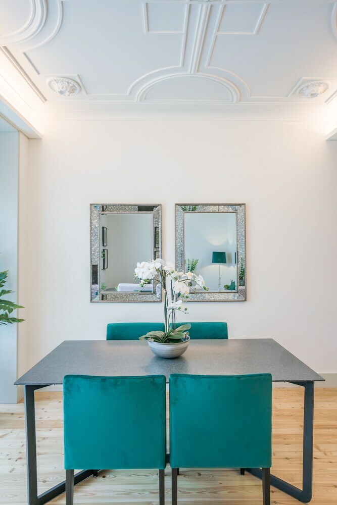 Courtyard & Elegance Apartment