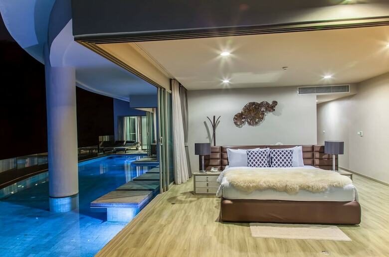 Aparthotel Veloche Group