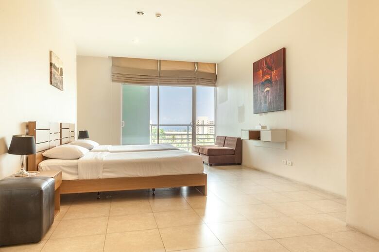 Aparthotel Veloche Group