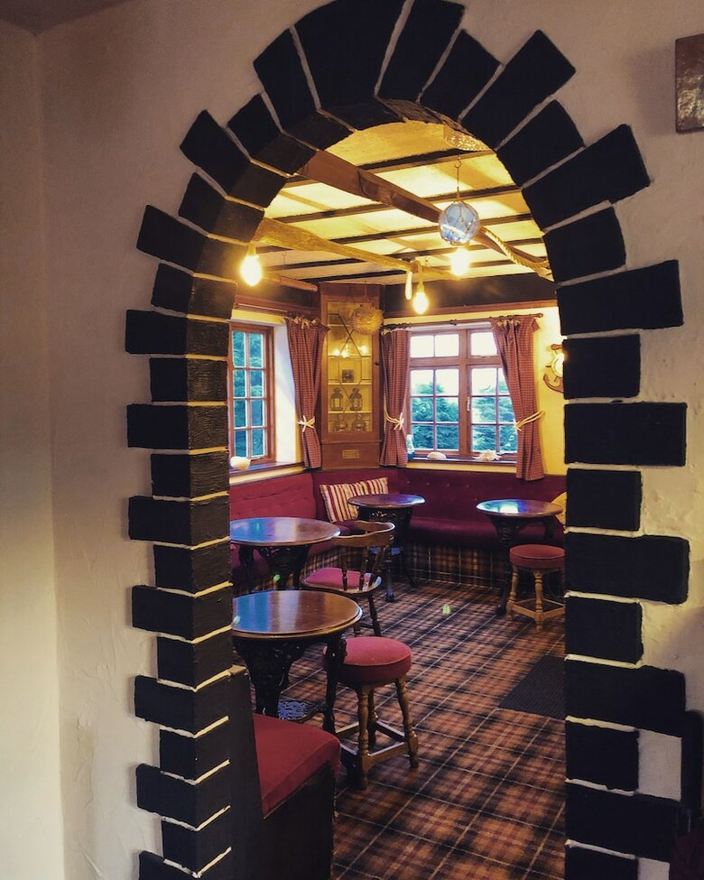 Posada The First And Last Pub