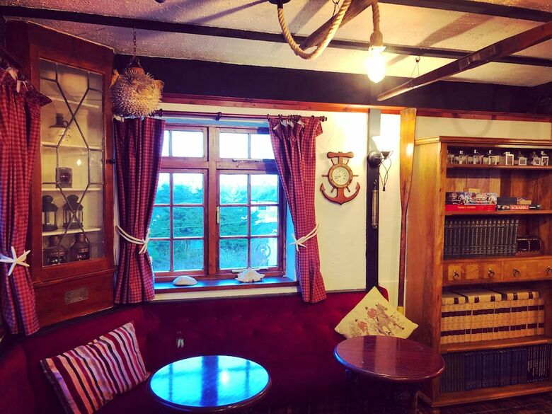 Posada The First And Last Pub