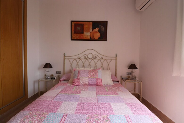 1117 Villa Gamor