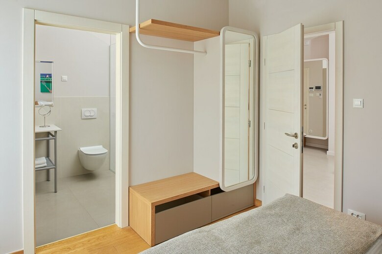 Eol Apartments
