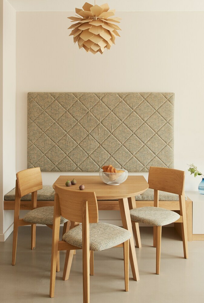 Eol Apartments