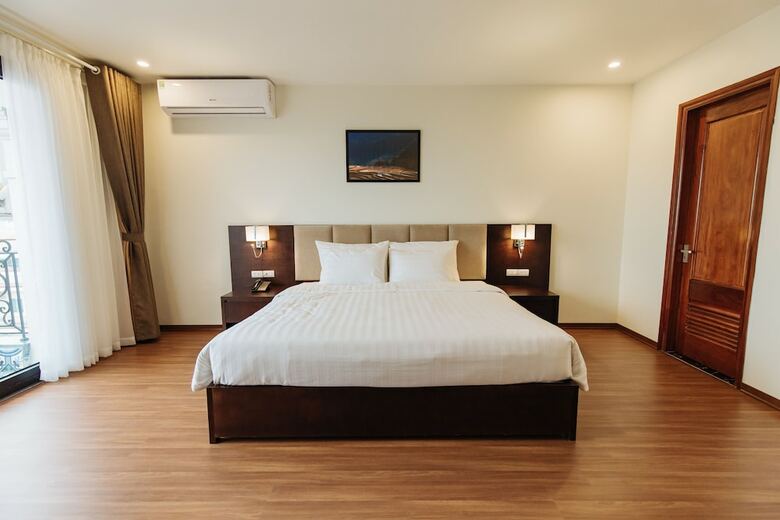 Paragon Noi Bai Hotel And Pool