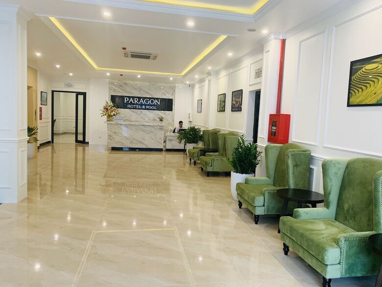 Paragon Noi Bai Hotel And Pool