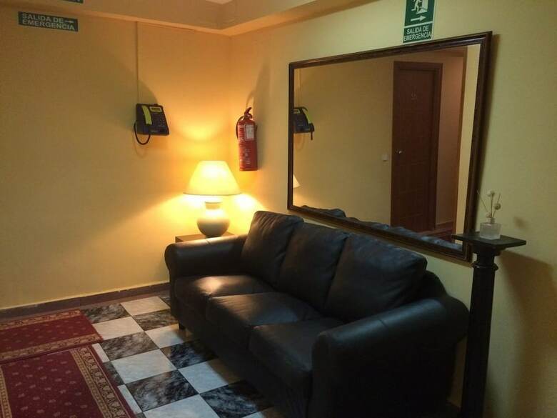 Hostal Aeropuerto