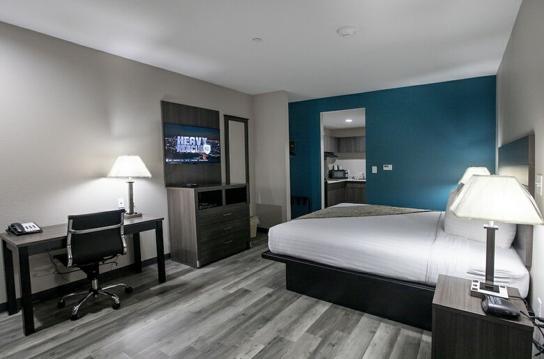 Hotel Express Inn