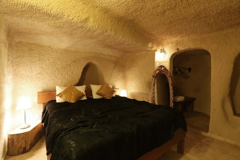 Tabal Cave Hotel