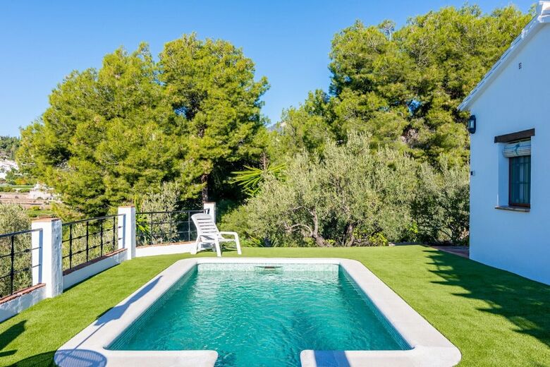 1135 Villa El Torin