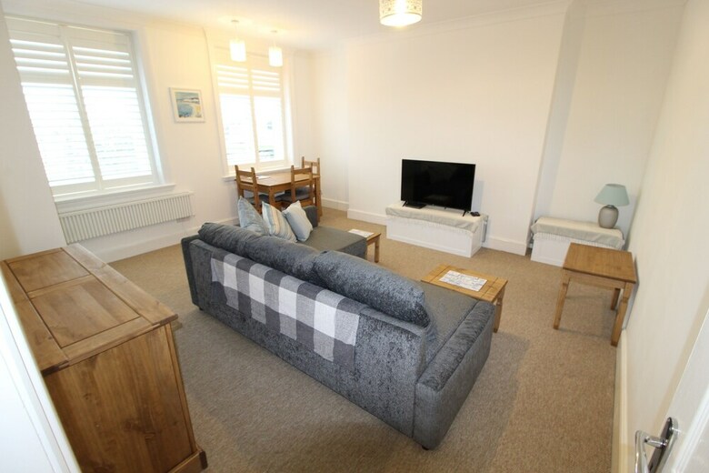 Sea View Apartment Burlington