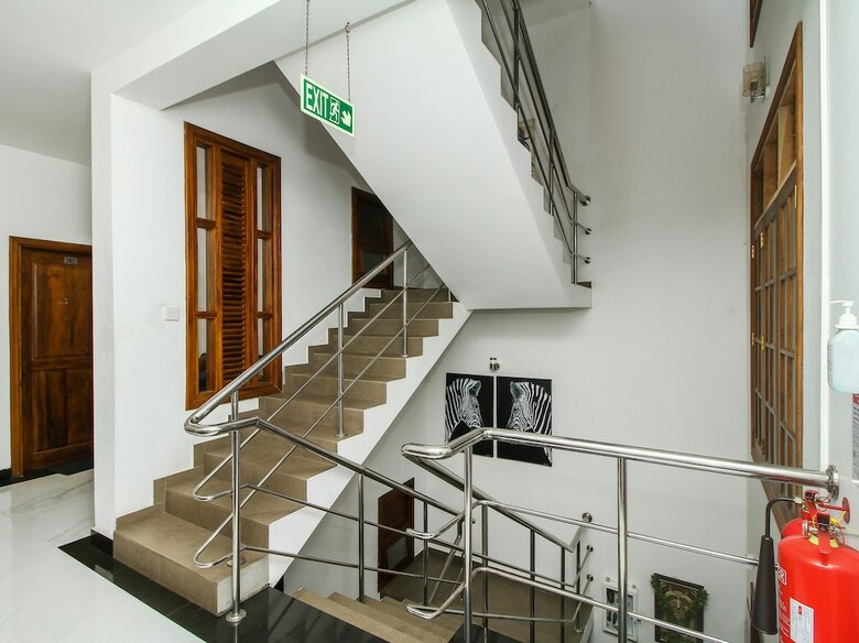 Hotel Oyo 473 Victoria Palace. Lk