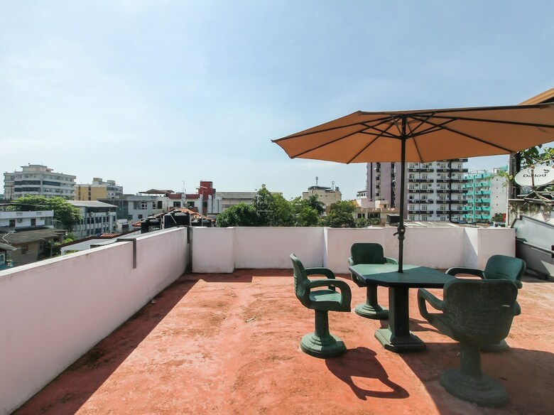 Hotel Oyo 473 Victoria Palace. Lk