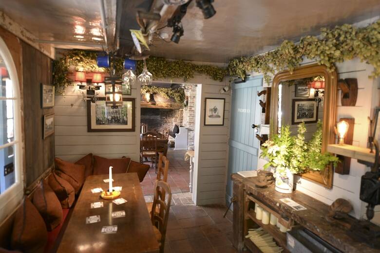 Posada The Woolpack Inn Warehorne