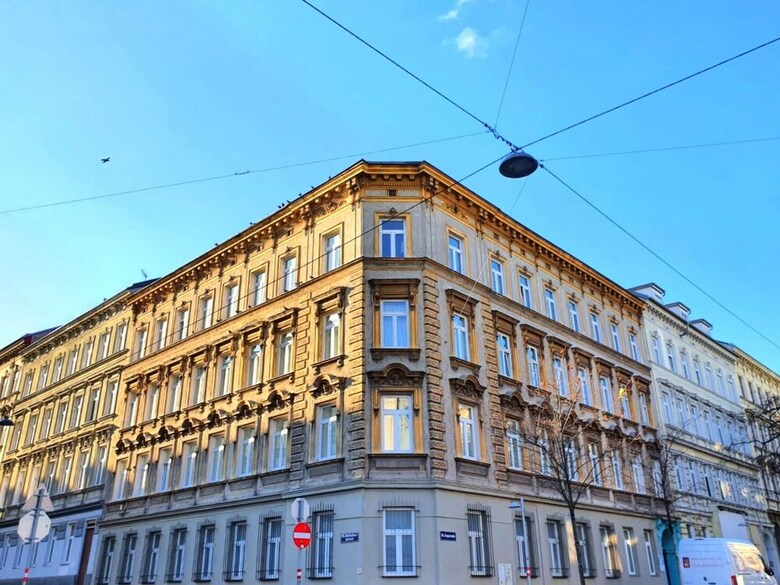 Modern And Bright Apartment - Close To City Centre