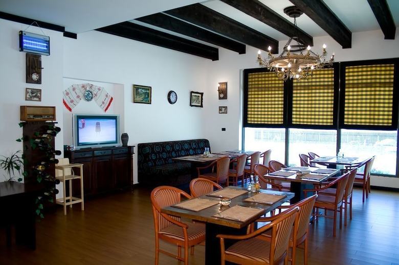 Hotel Phoenicia Express