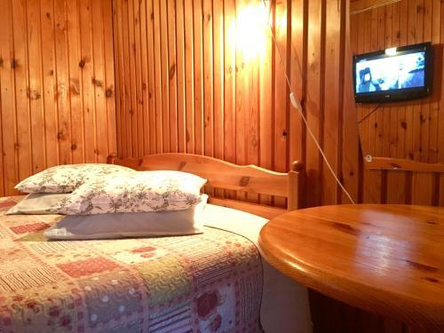 Hostal Kikas Guest House
