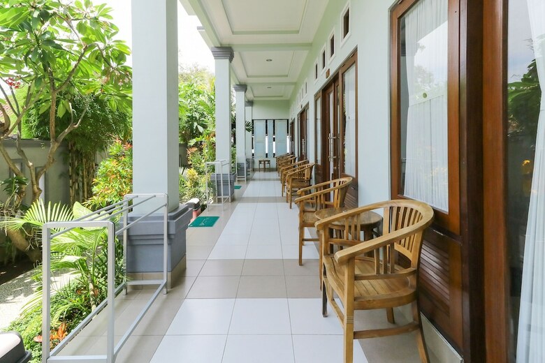 Hotel Maemae Beach House