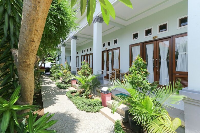 Hotel Maemae Beach House