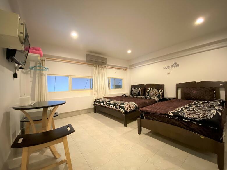 Hotel Som Guesthouse