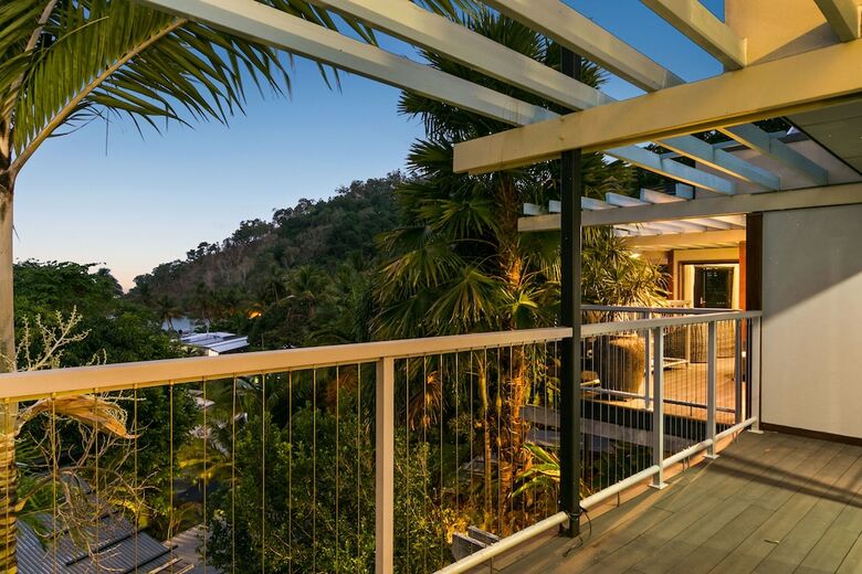 Apartamentos Elevated Beachside Sanctuary