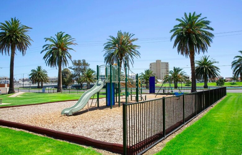Hotel Adelphi Waterfront 2 Bedroom Ground