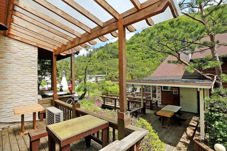 Bench House Pension