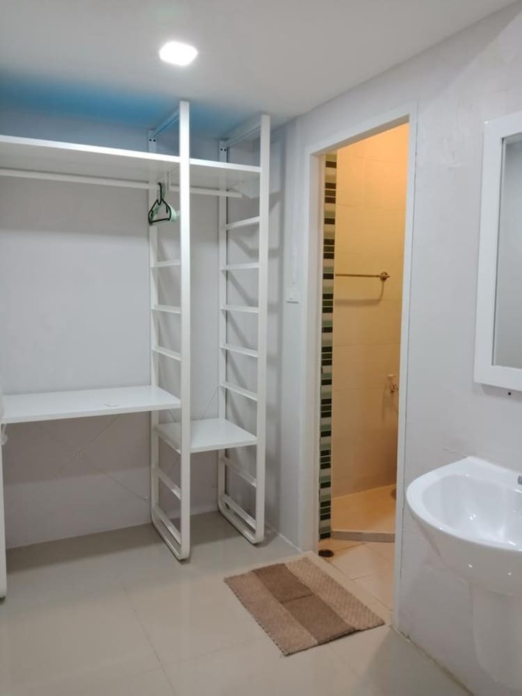 Your Place Hotel